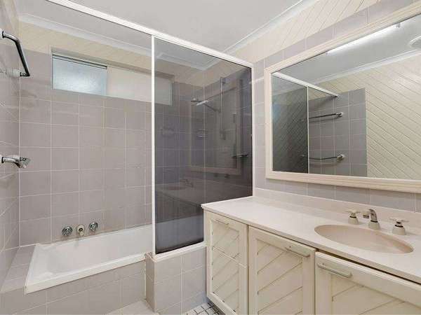 7 Etna Close, Woree - Thumbnail 6