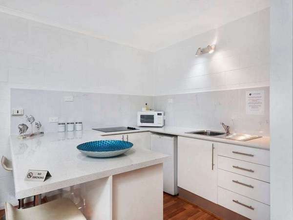 348/175 Lake Street, Cairns - Thumbnail 2