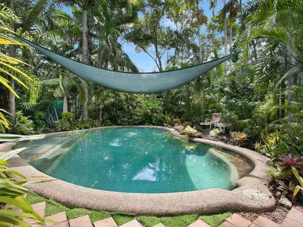 5 Baronia Crescent, Holloways Beach - Thumbnail 6