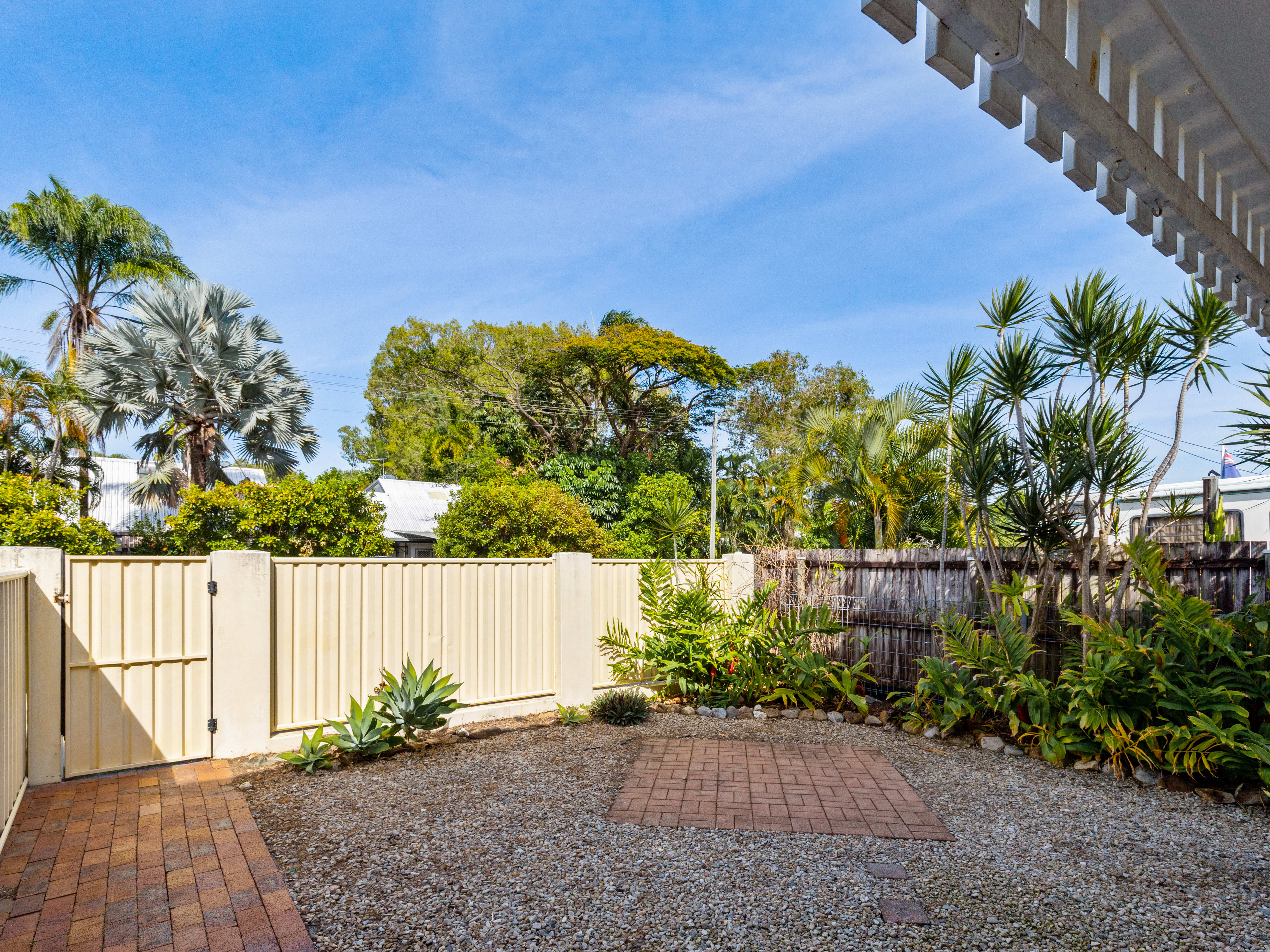 1/6 Palm Street, Holloways Beach - Thumbnail 3