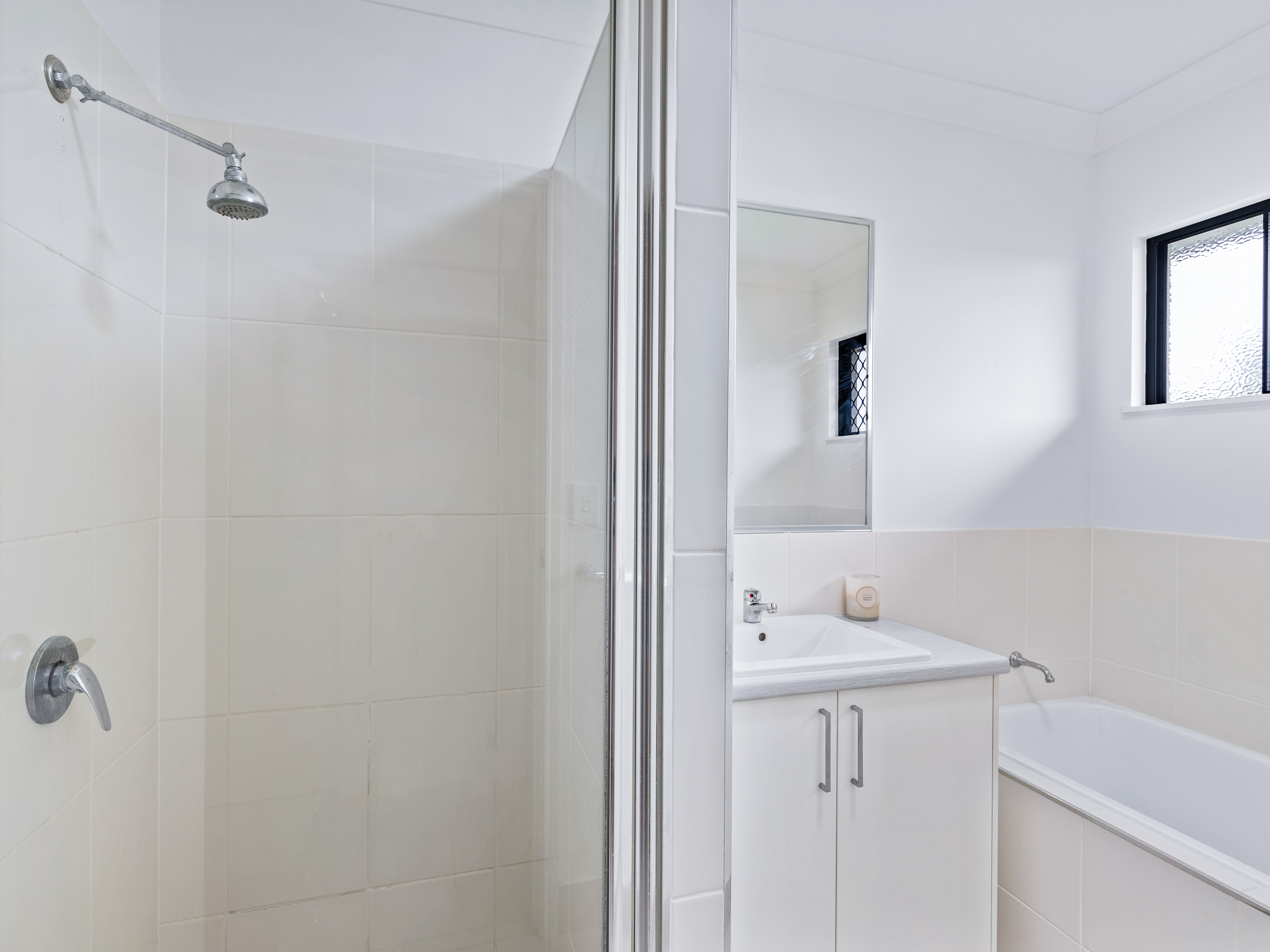 5 Bronson Street, White Rock - Thumbnail 8