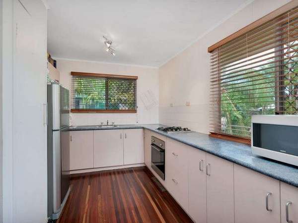 11 Brant Close, Manoora - Thumbnail 4