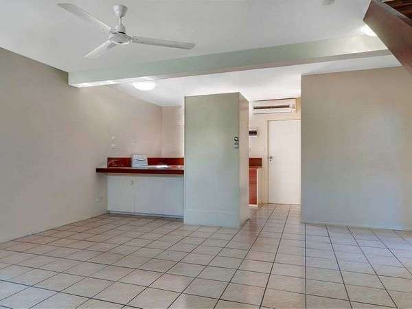 1/98 Martyn Street, Parramatta Park - Thumbnail 2