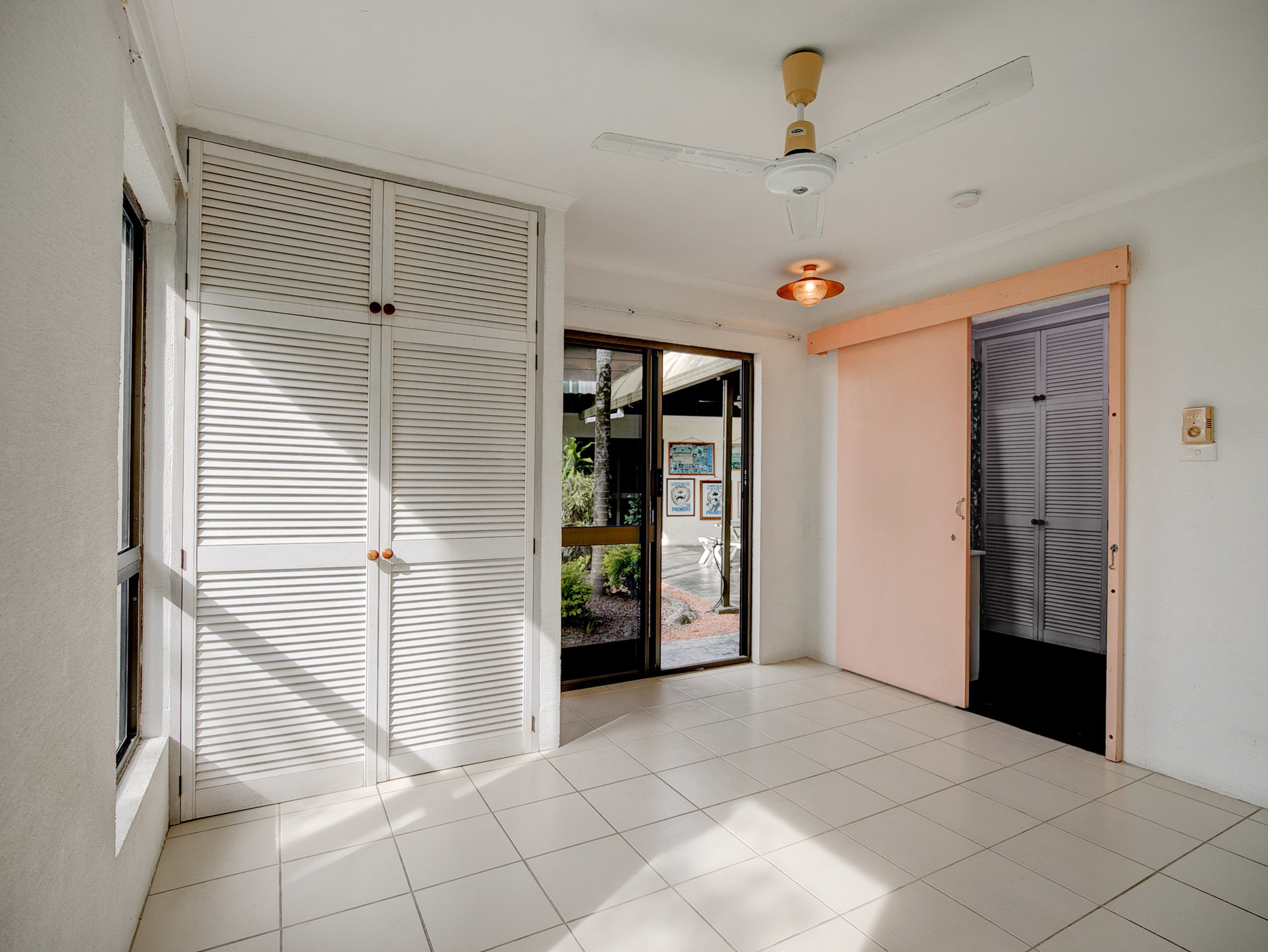 2 Michaelmas Close, Clifton Beach - Thumbnail 4