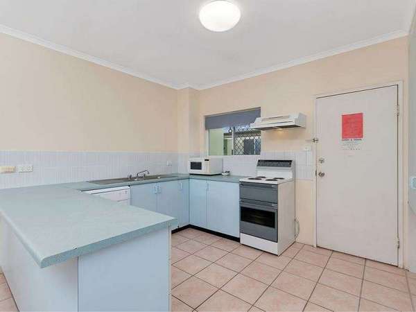 305/215 Mcleod, Cairns North - Thumbnail 7