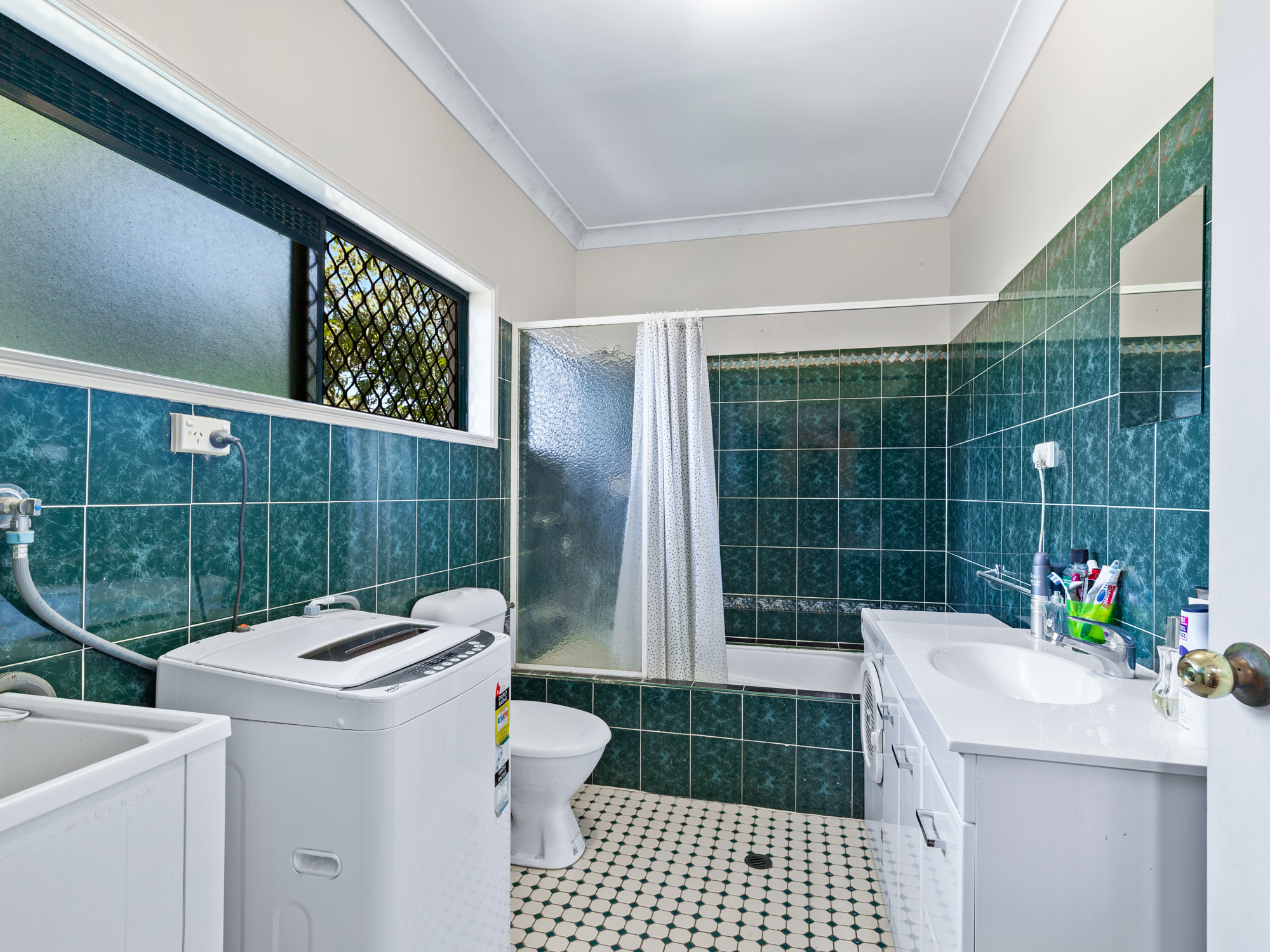 4/7 Ingham Court, Mooroobool - Thumbnail 8