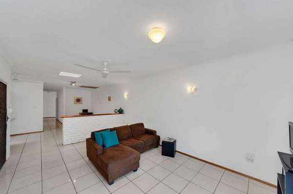 2/5 Anderson Street, Trinity Beach - Thumbnail 3