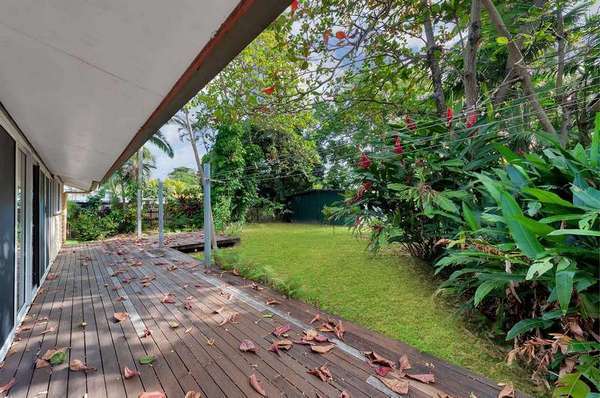 32 MacIlwraith Street, Manoora - Thumbnail 7
