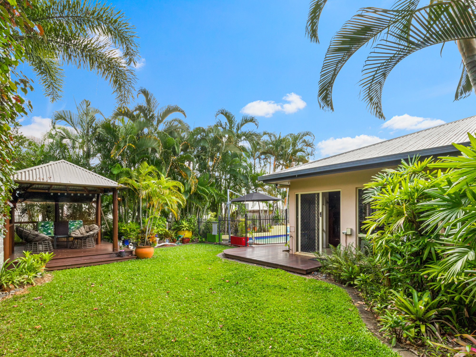 8 Lookout Tce, Trinity Beach - Thumbnail 4