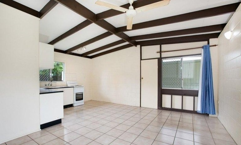 8 McGregor Street, Manoora - Thumbnail 7