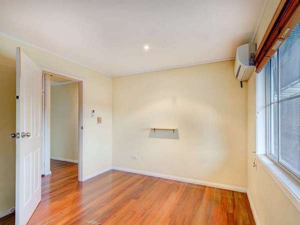 10 Nancy Street, Yorkeys Knob - Thumbnail 3