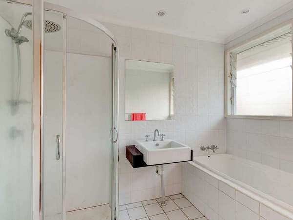10 Nancy Street, Yorkeys Knob - Thumbnail 7