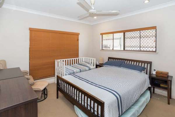 6 Fitzmaurice Drive, Bentley Park - Thumbnail 4