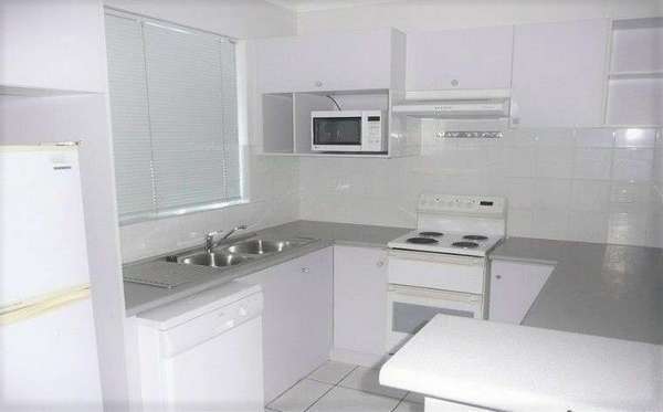 12/21-25 GIVENS STREET, Westcourt - Thumbnail 7