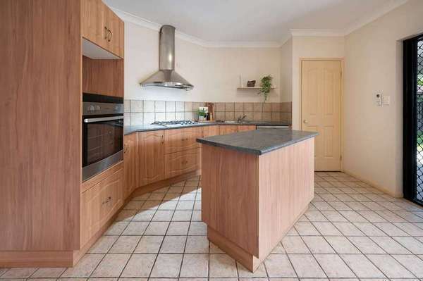 4 Cronulla Close, Kewarra Beach - Thumbnail 4