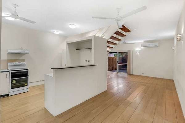 10/11-13 Pioneer Street, Manoora - Thumbnail 5