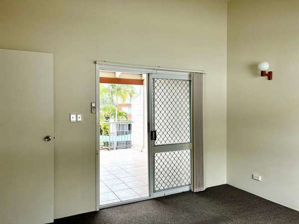 18/16-20 Rutherford Street, Yorkeys Knob - Thumbnail 6