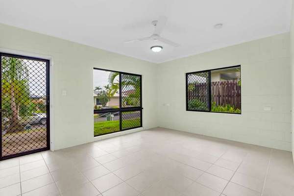 8 Meranti Street, Edmonton - Thumbnail 3