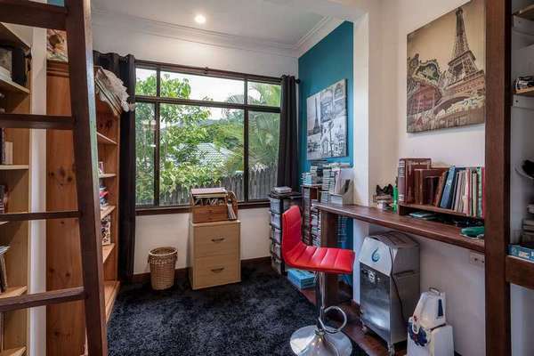 43 Summerhill Drive, Mooroobool - Thumbnail 8