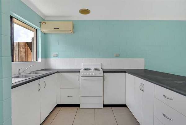 3/43 Sandown Close, Woree - Thumbnail 4
