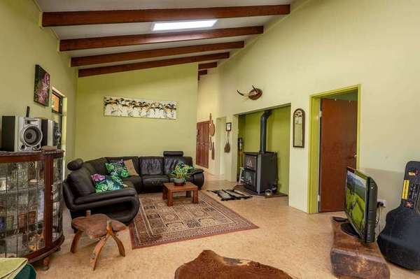 14 Quinlan Road, Lake Barrine - Thumbnail 6