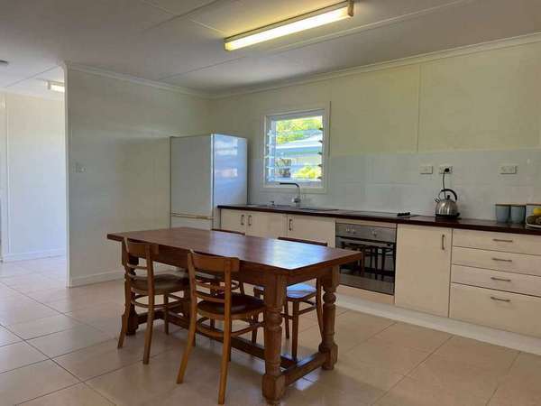 31 Illich Street, Kurrimine Beach - Thumbnail 6