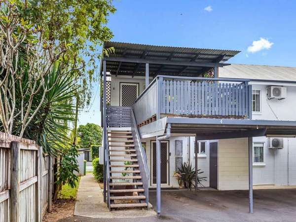 8/73-75 Toogood Road, Woree - Thumbnail 4