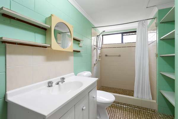 19/5-9 Fisk Street, Westcourt - Thumbnail 4