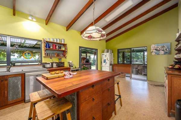14 Quinlan Road, Lake Barrine - Thumbnail 5