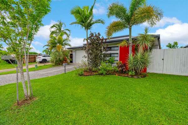 56 Hillary Drive, Smithfield - Thumbnail 2