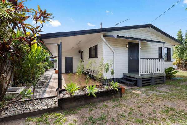 69-71 Reservoir Road, Manoora - Thumbnail 2