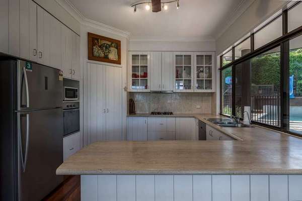 43 Summerhill Drive, Mooroobool - Thumbnail 6