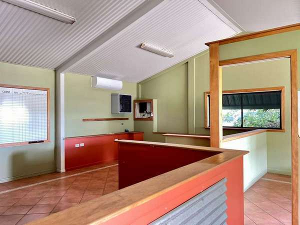 21 Palmerston Drive, Goondi Hill - Thumbnail 4