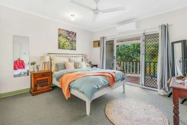 7/30-32 Springfield Crescent, Manoora - Thumbnail 2