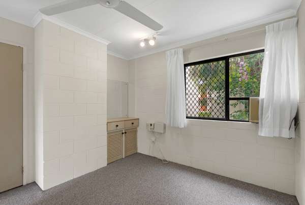 19/5-9 Fisk Street, Westcourt - Thumbnail 3