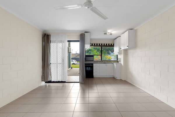 19/5-9 Fisk Street, Westcourt - Thumbnail 2