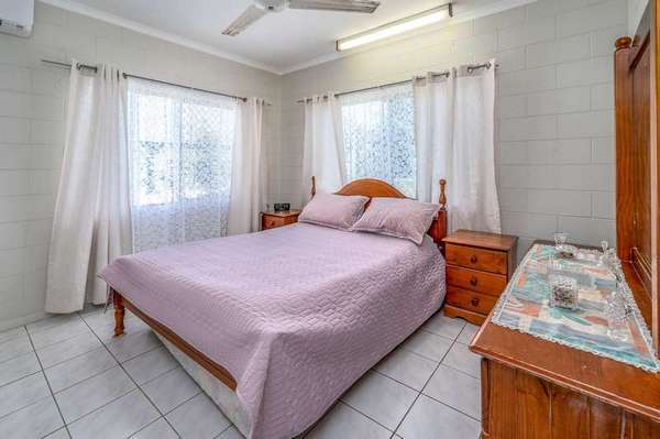 9 Olive Crescent, Kurrimine Beach - Thumbnail 7