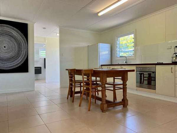 31 Illich Street, Kurrimine Beach - Thumbnail 7