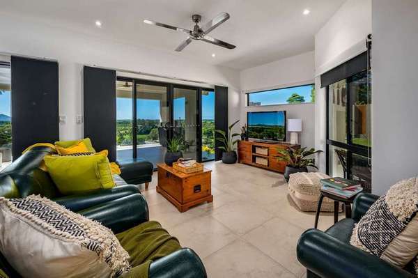 16 Anivas Close, Freshwater - Thumbnail 8