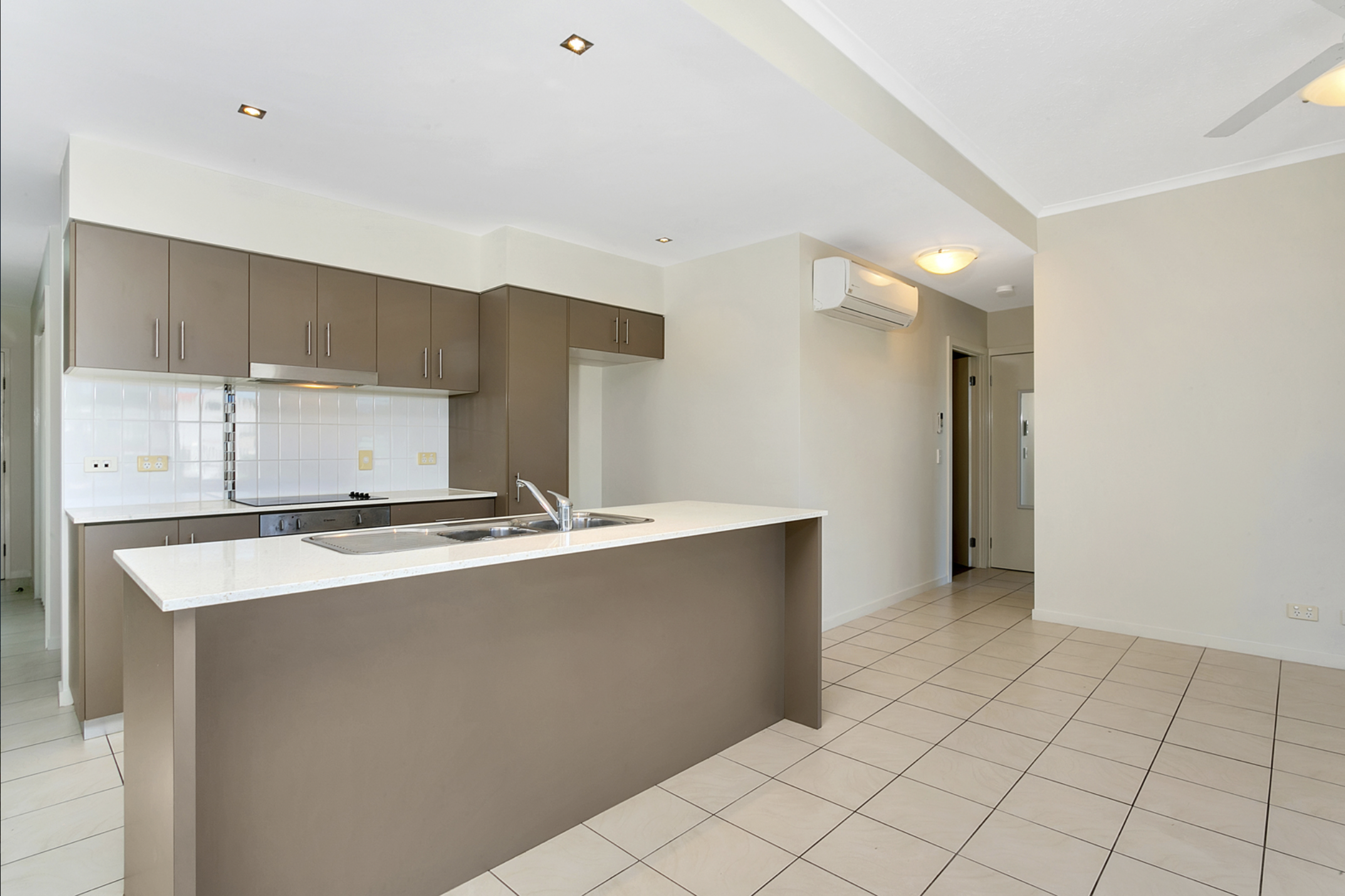 8/189-191 Abbott Street, Cairns City - Thumbnail 7