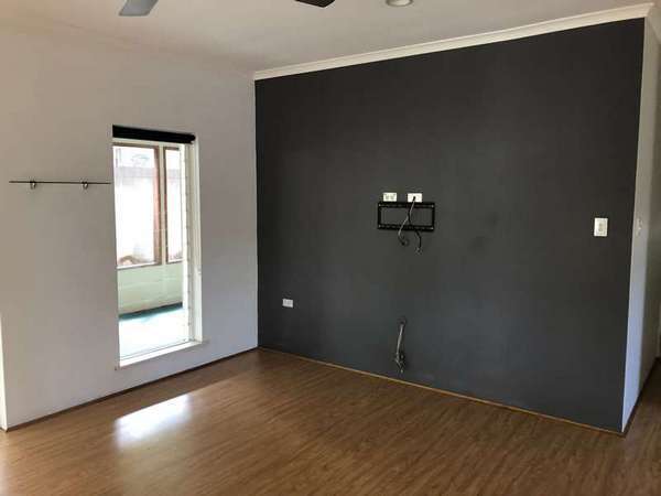8 Lamb Street, Smithfield - Thumbnail 3