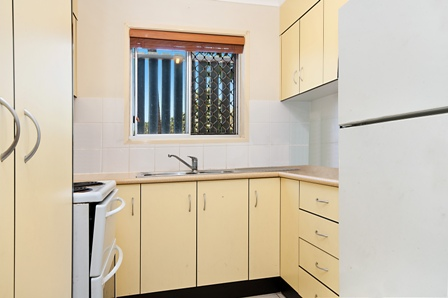 7 Shang Street, Mooroobool - Thumbnail 7