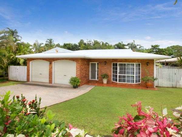 6 Ficus Close, Redlynch - Image 1