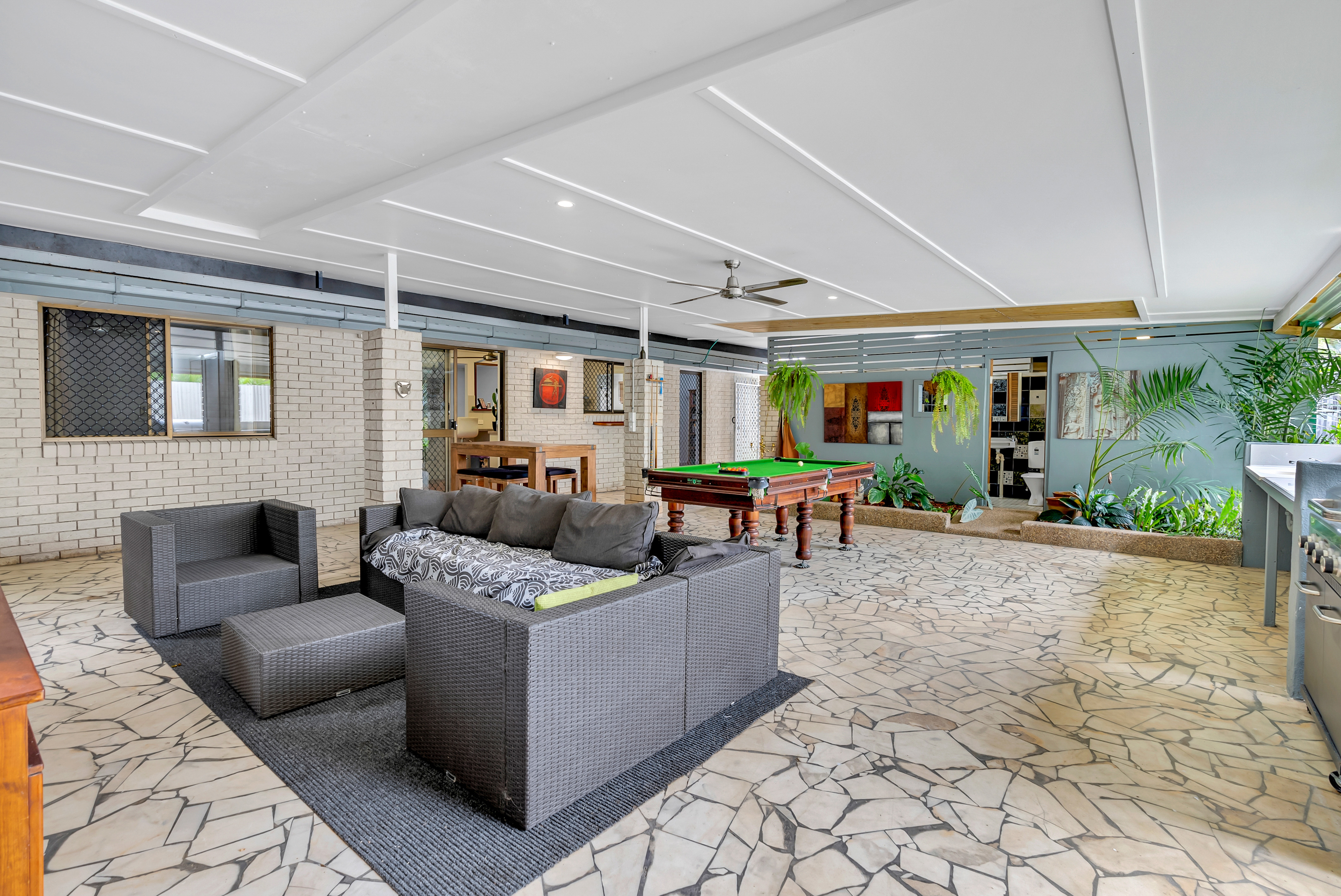 4 Gardenia Court, Mooroobool - Thumbnail 2