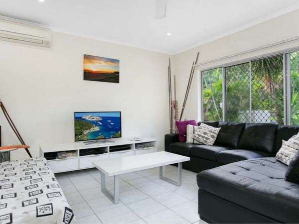 3 Butland Street, Brinsmead - Thumbnail 2