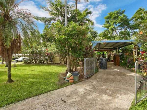 12 Satinay Close, Manoora - Thumbnail 4