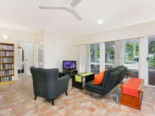 3/46 Beatrice Street, Mooroobool - Thumbnail 3