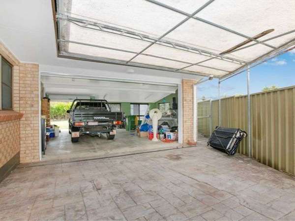 27 Alma Street, Woree - Thumbnail 3