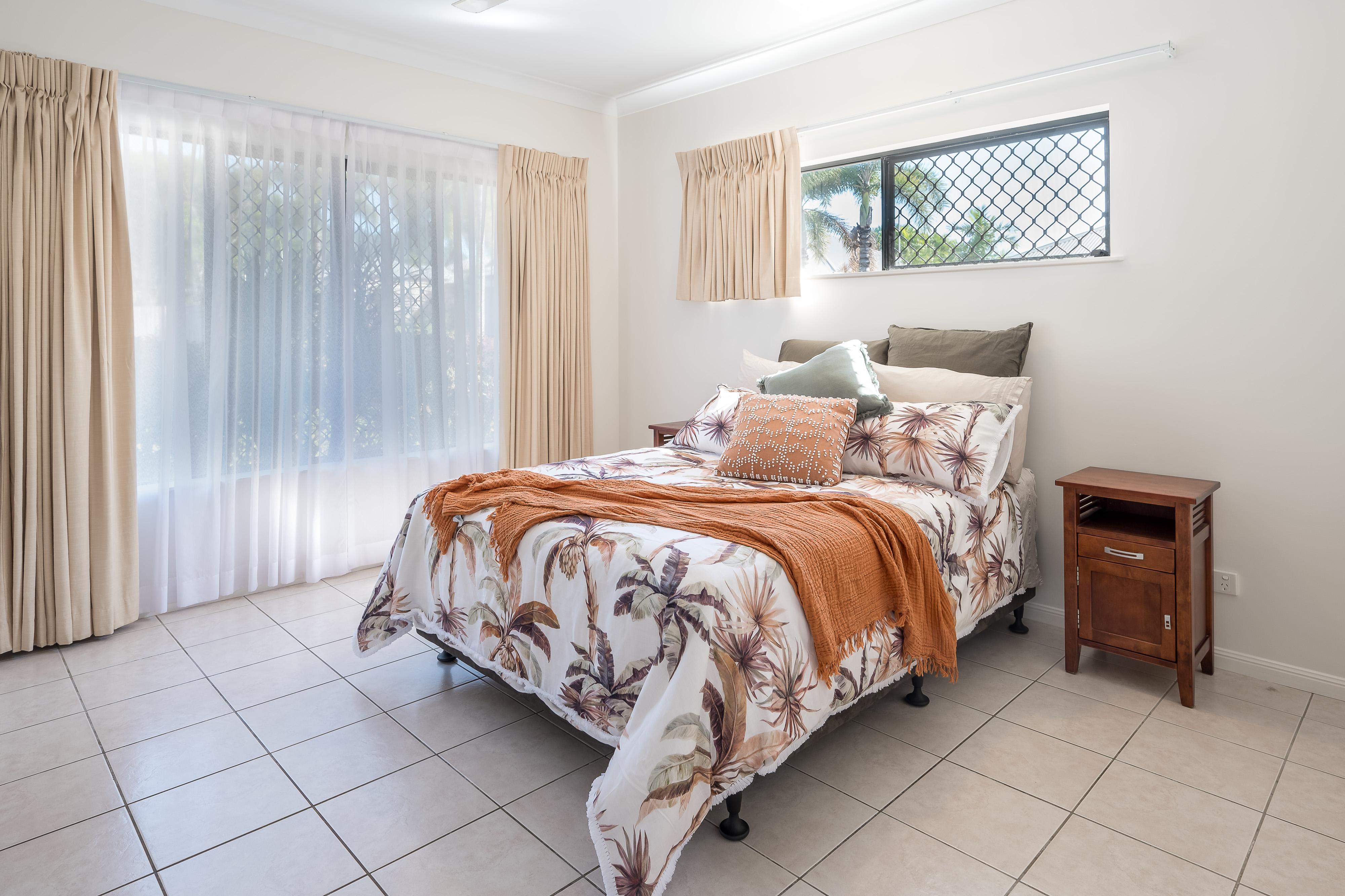 15/190 Irene Street, Mooroobool - Thumbnail 7