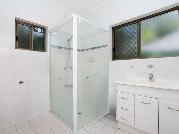 8/46 Beatrice Street, Mooroobool - Thumbnail 5